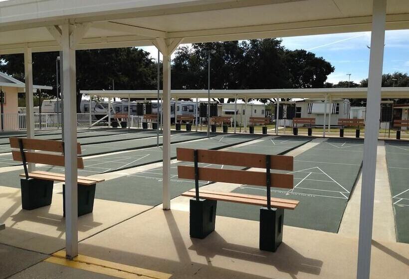 リゾートホテル Central Park Rv Park