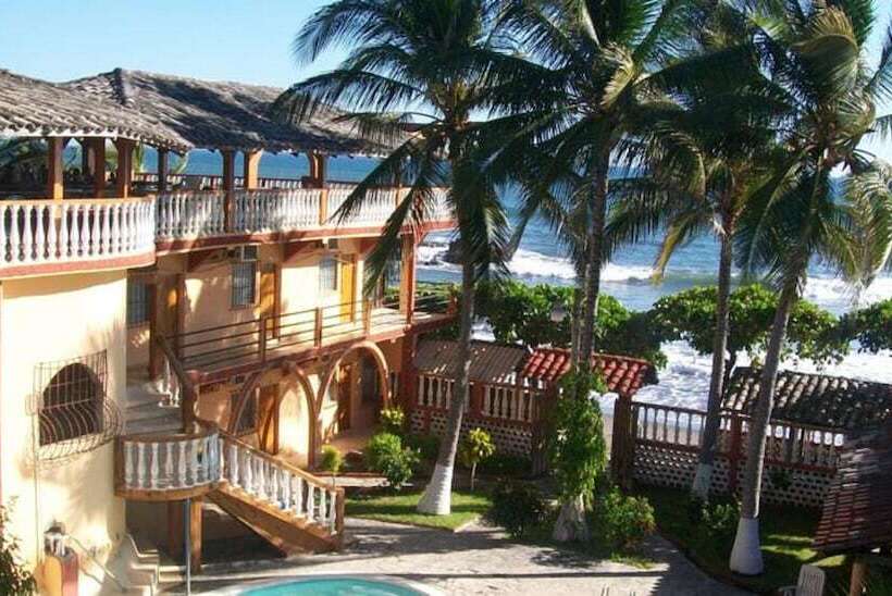 Torola Hotel & Beach Resort