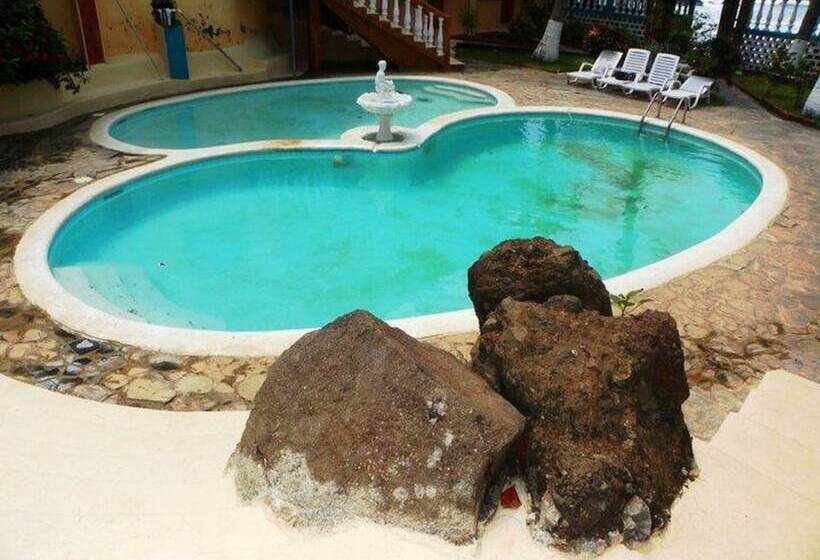 Torola Hotel & Beach Resort