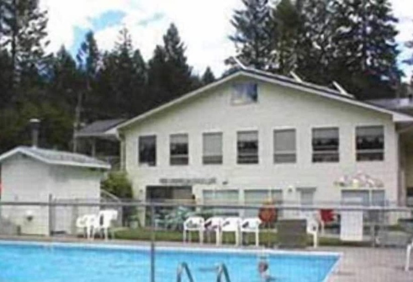 Totem Motel & Resort