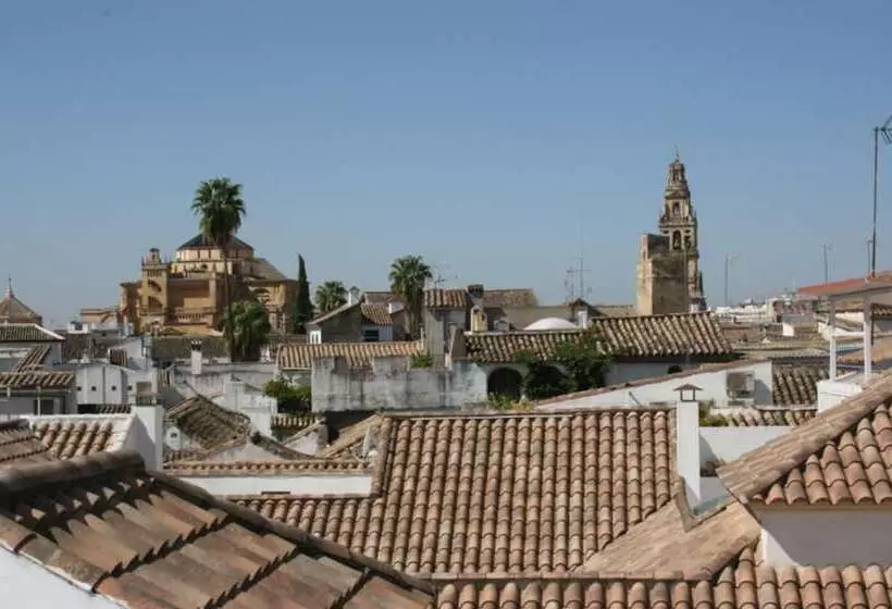 Apartamentos La Fuente