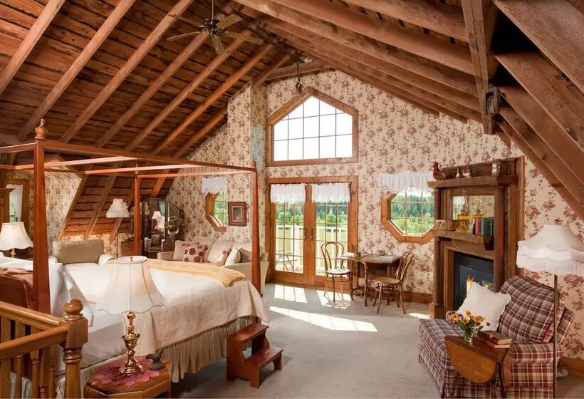 تختخواب و صبحانه Chanticleer Guest House