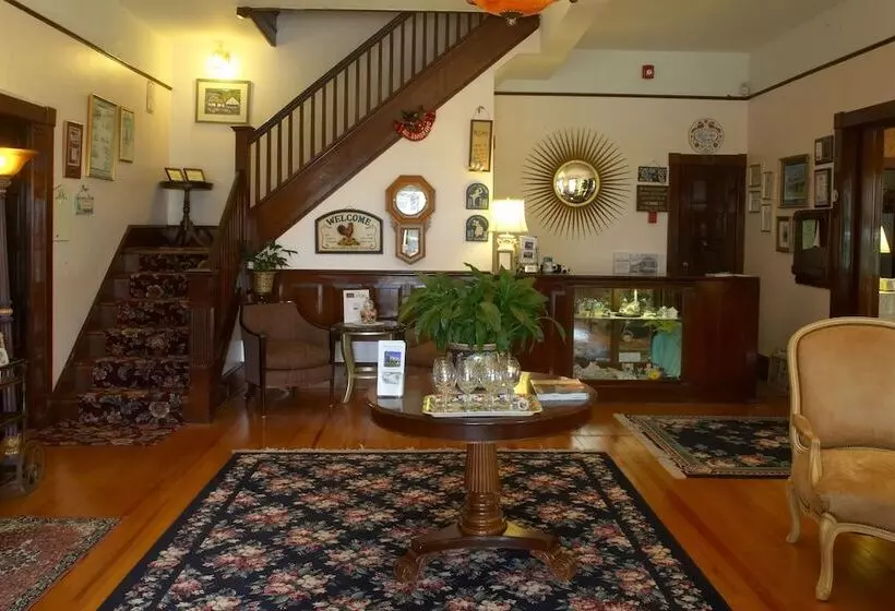 Aamiaismajoitus (B&B) Spring Lake Inn