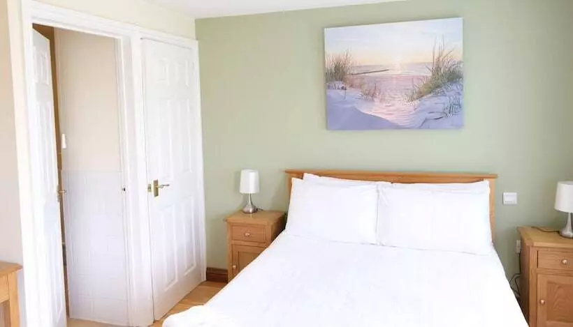 ベッドアンドブレックファースト The Old Rectory