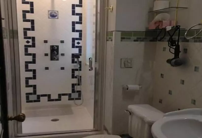 Aamiaismajoitus (B&B) Thornwald Mansion