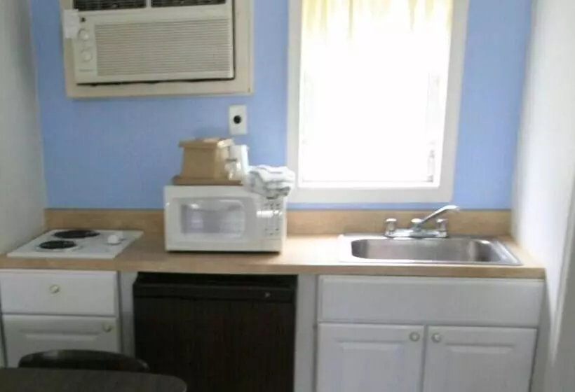 Cabin City Motel