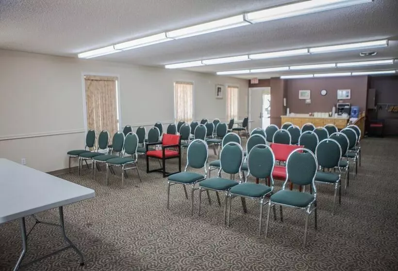 Canadian Motel North Battleford