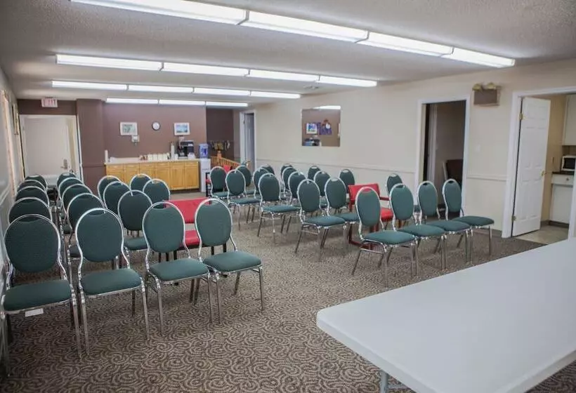 Canadian Motel North Battleford