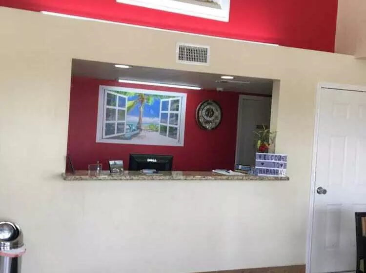 Chaparral Motel
