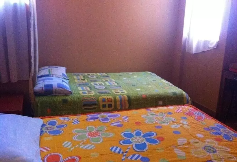 簡易ホテル Hospedaje Yemaya