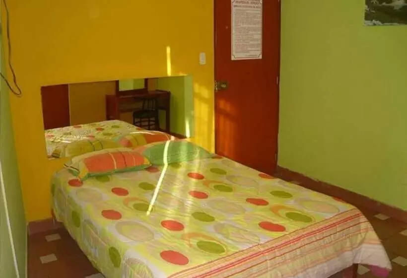 簡易ホテル Hospedaje Yemaya