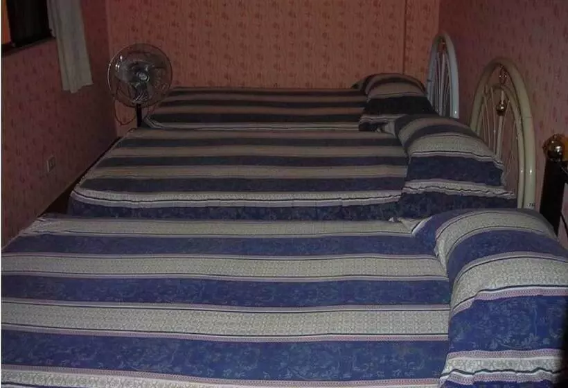 簡易ホテル Hospedaje Yemaya