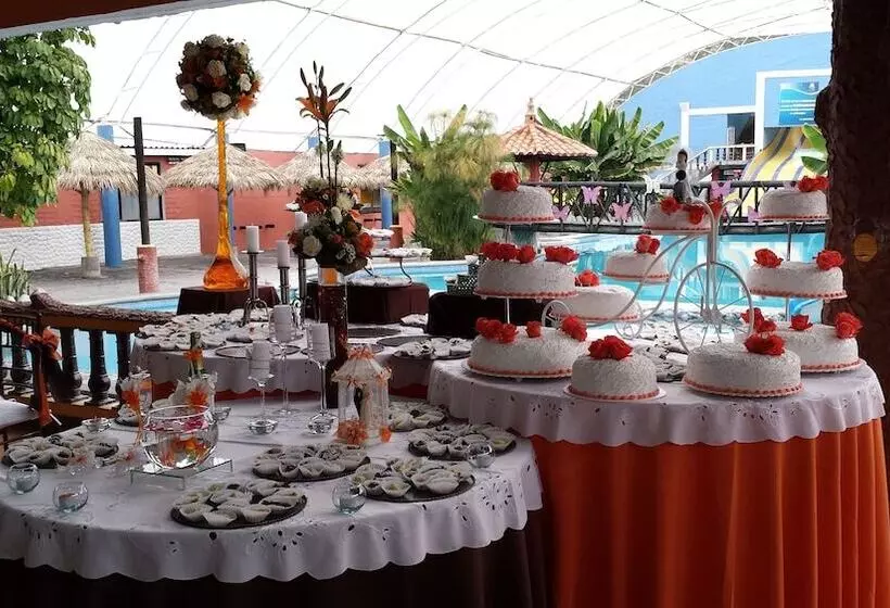 Hostelli Hosteria El Surillal