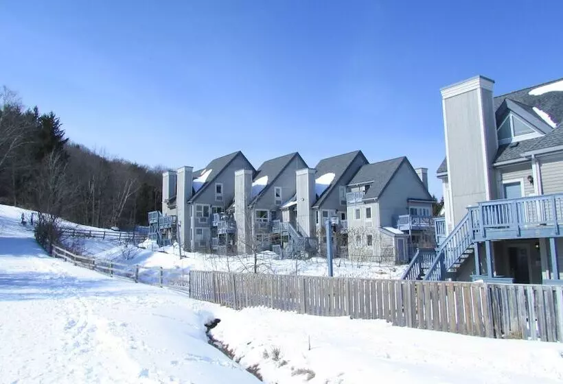 Hotelli Blue Mountain Springs Resort