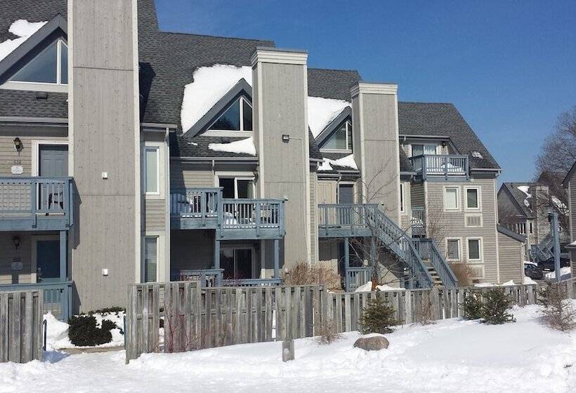 فندق Blue Mountain Springs Resort