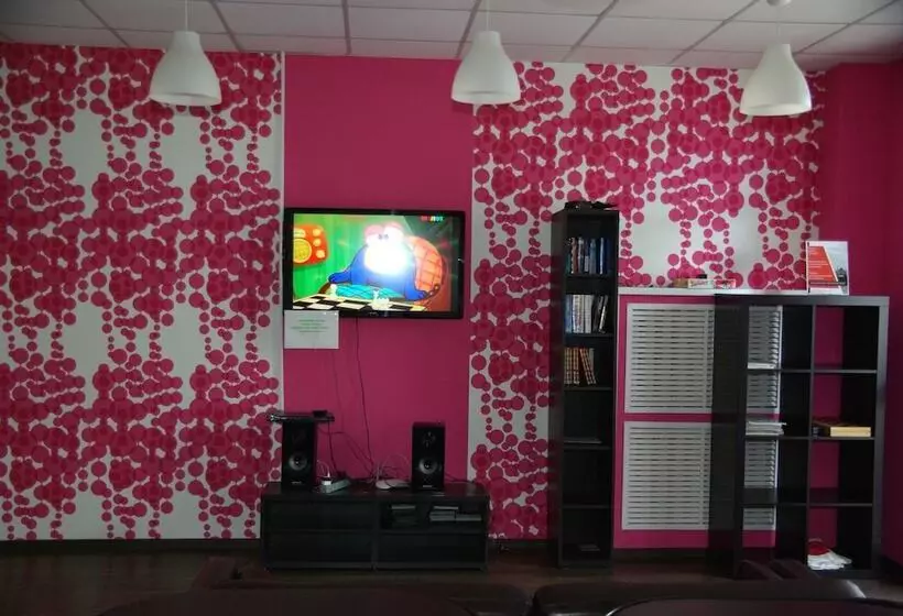 هتل Cherry Hostel