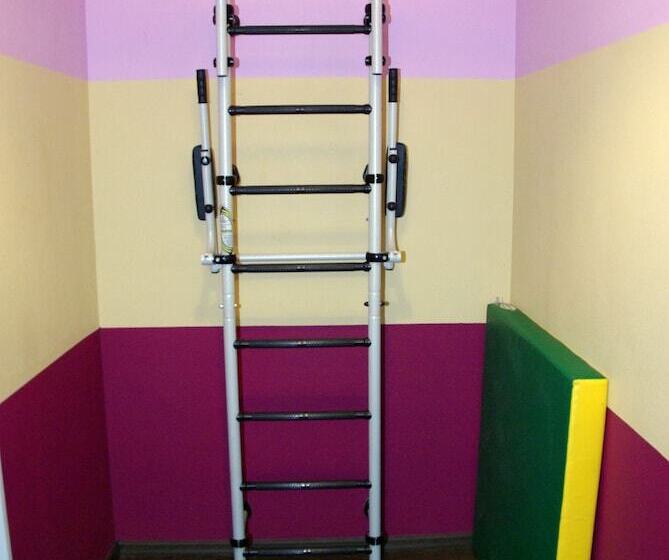 فندق Cherry Hostel