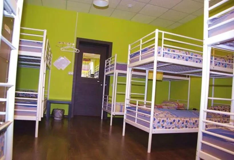 هتل Cherry Hostel