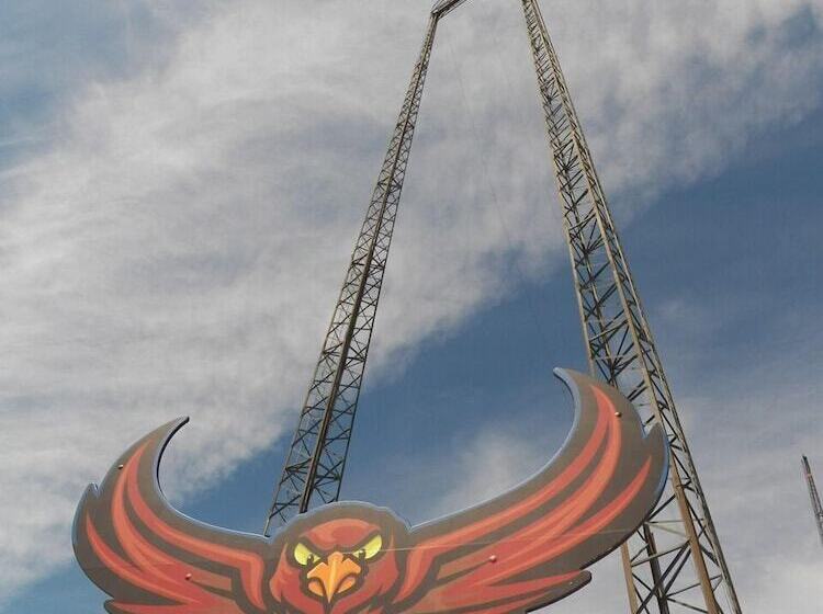 Szálloda Darien Lake Lodge On The Lake