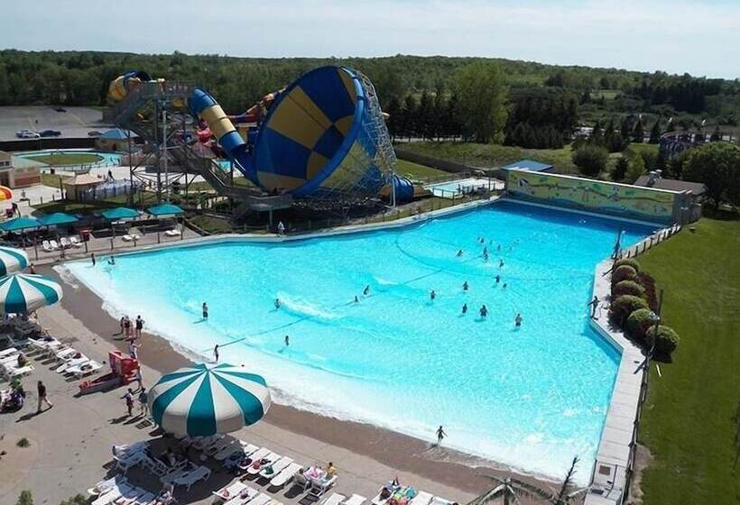 Szálloda Darien Lake Lodge On The Lake