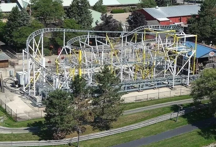 Hotelli Darien Lake Lodge On The Lake