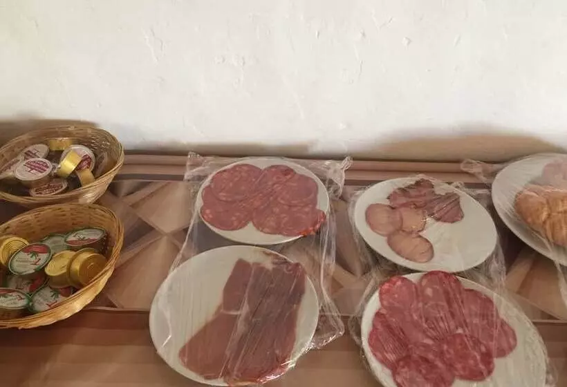 ホテル La Giralda