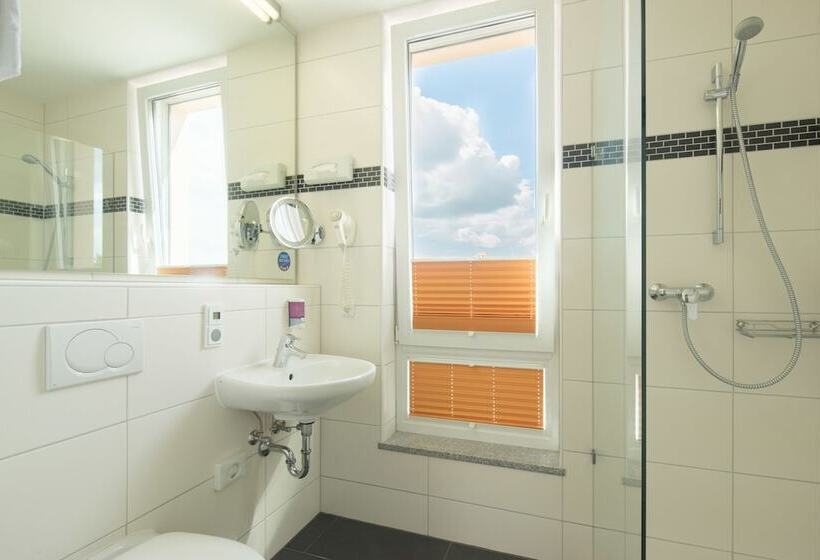 酒店 Meridian   Landshut