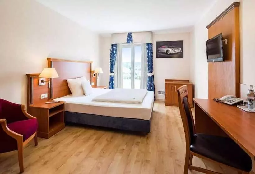 Hotelli Meridian   Landshut