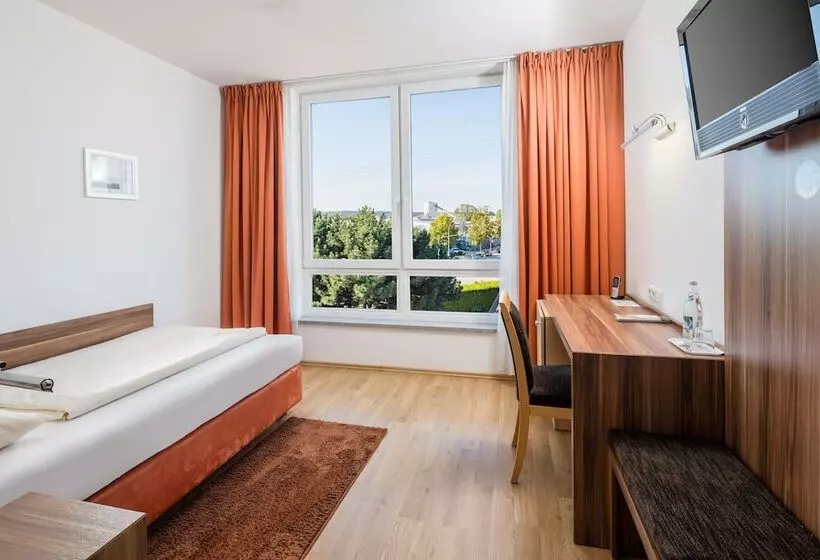 Hotelli Meridian   Landshut