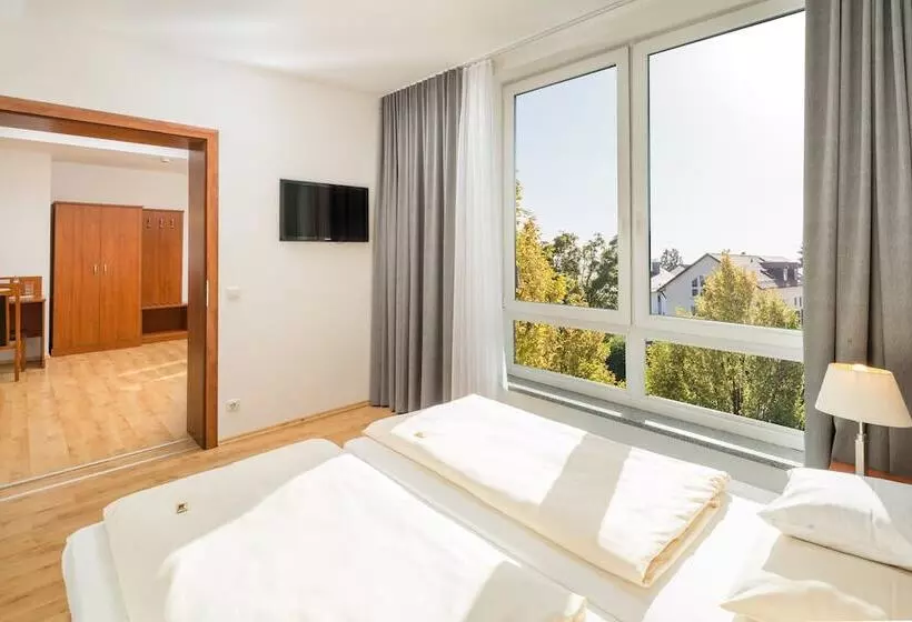 Hotelli Meridian   Landshut