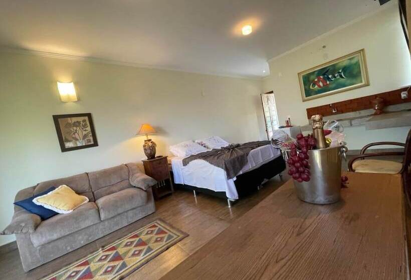 هتل Pousada Recanto Dos Manacas