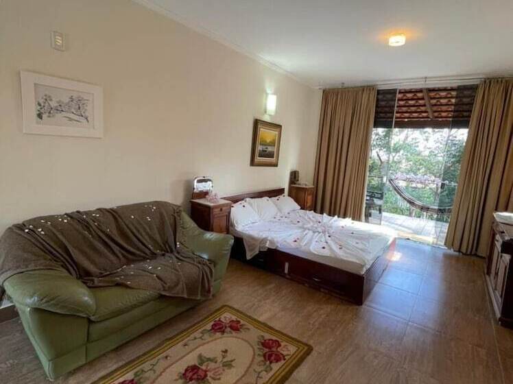 هتل Pousada Recanto Dos Manacas