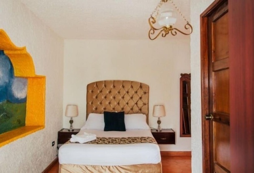 هتل Real Colonial