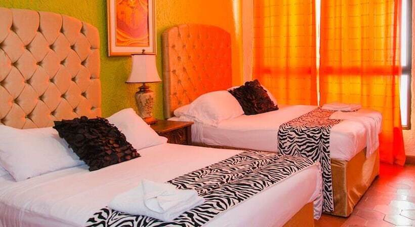 هتل Real Colonial