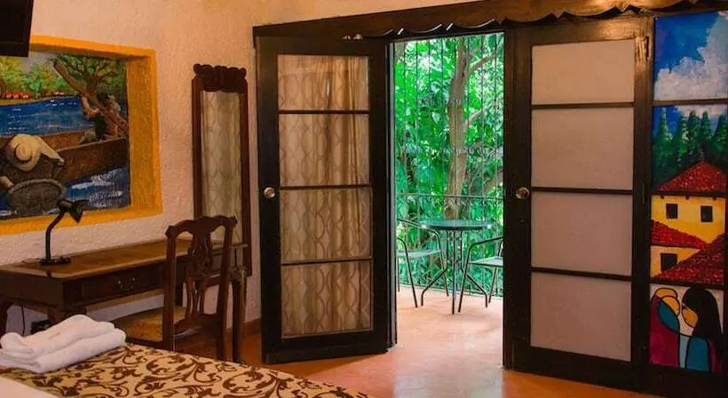 هتل Real Colonial