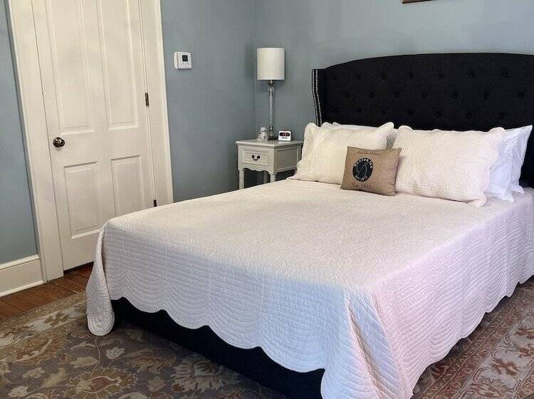 酒店 The Buxton Inn