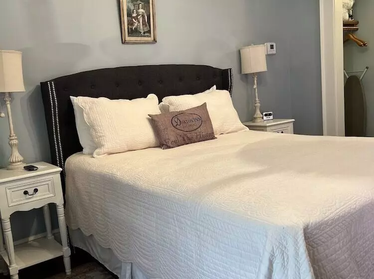 Hotelli The Buxton Inn