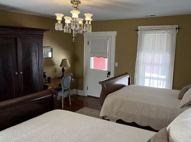 Hotelli The Buxton Inn