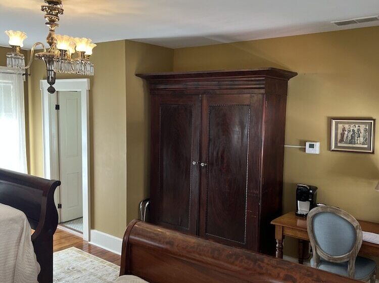 酒店 The Buxton Inn