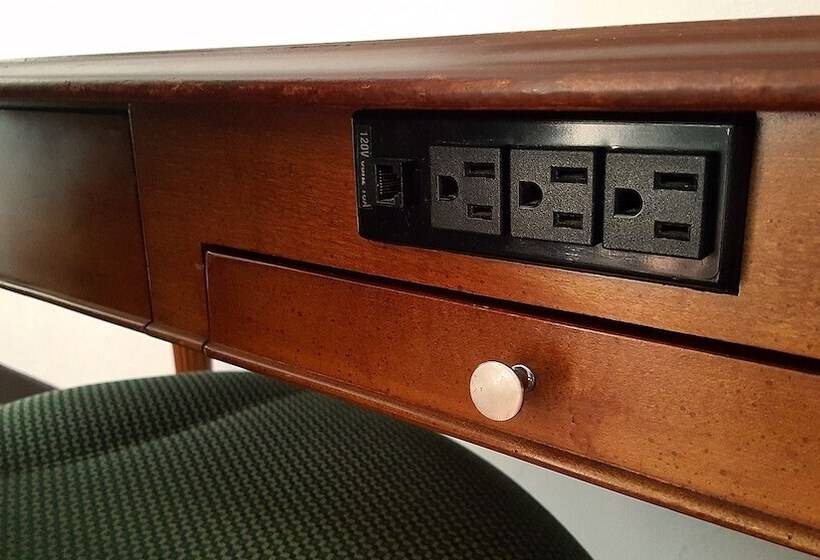 Szálloda The Pines Country Inn