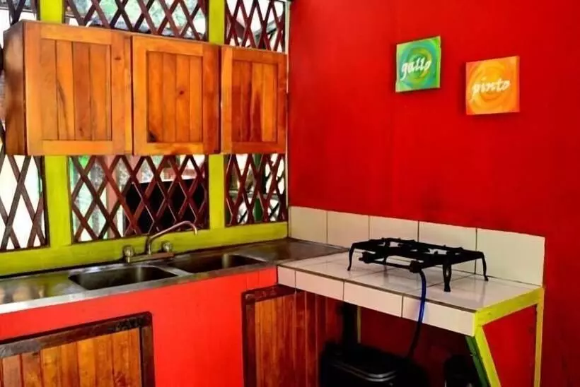 Hotelli Yare Jungle Lodge