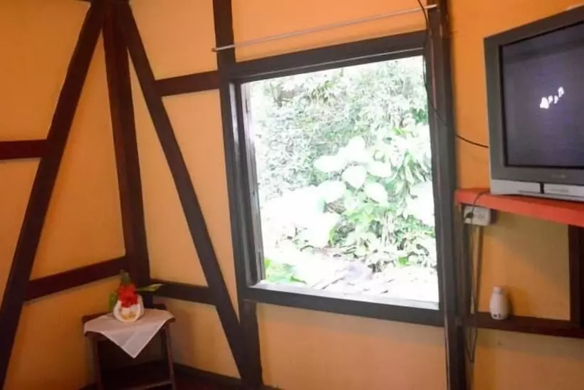 Hotelli Yare Jungle Lodge