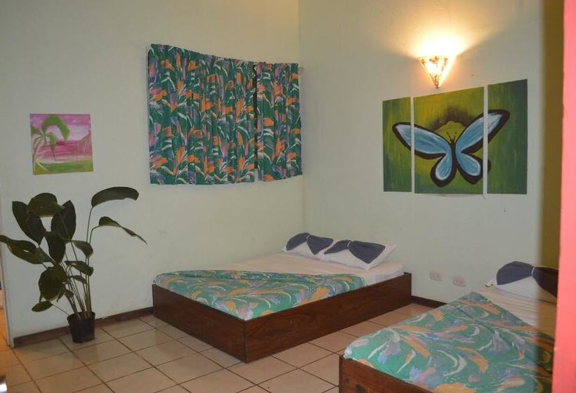 Hotel Yare Jungle Lodge