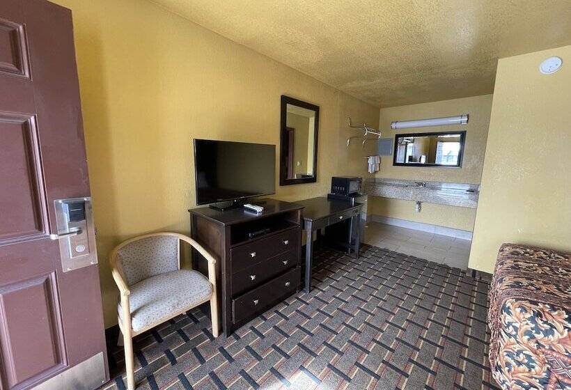 فندق على الطريق Budget Inn Ada