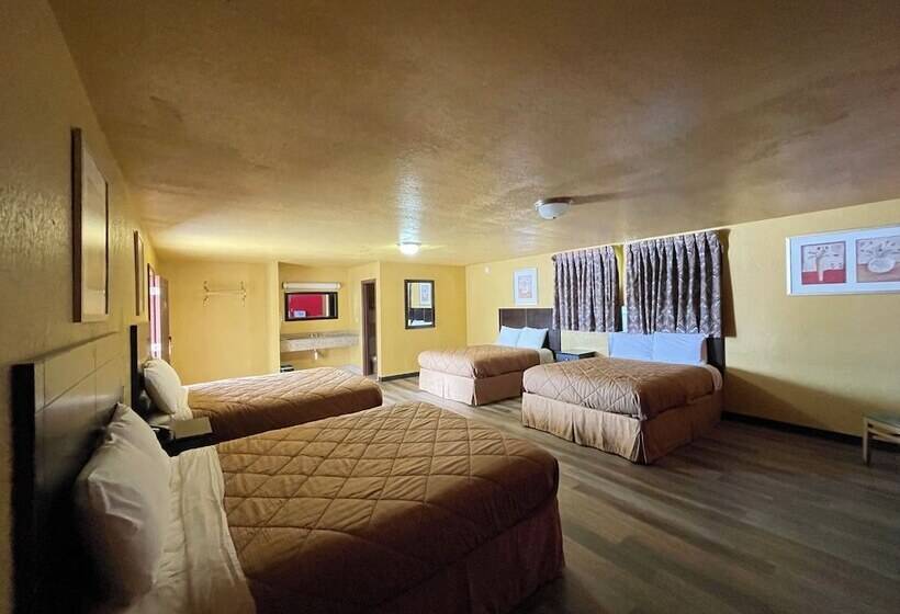 فندق على الطريق Budget Inn Ada