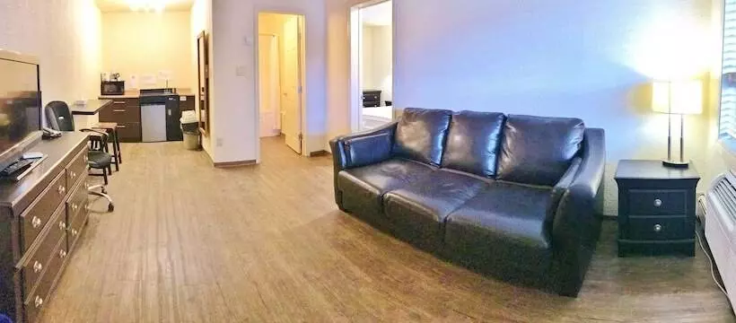 Motelli Grande Mountain Lodge