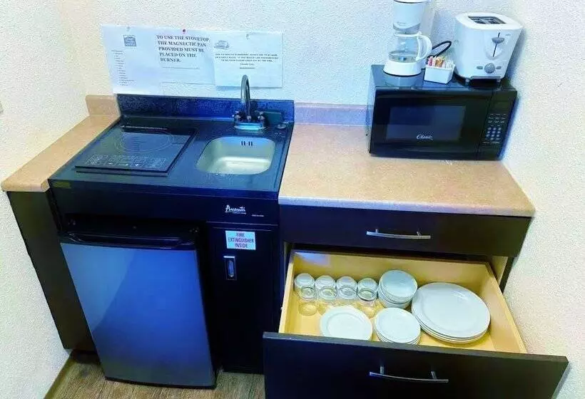 Motelli Grande Mountain Lodge