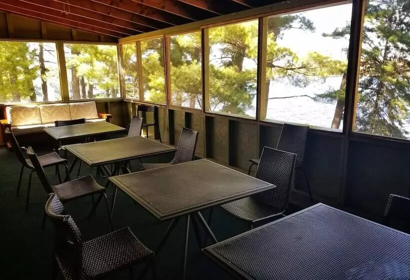 Motelli Pinedale Inn