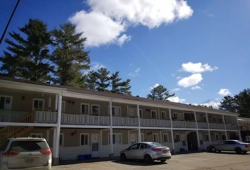 Motelli Pinedale Inn