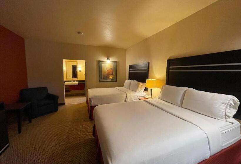 モーテル Sunbridge Inn And Suites